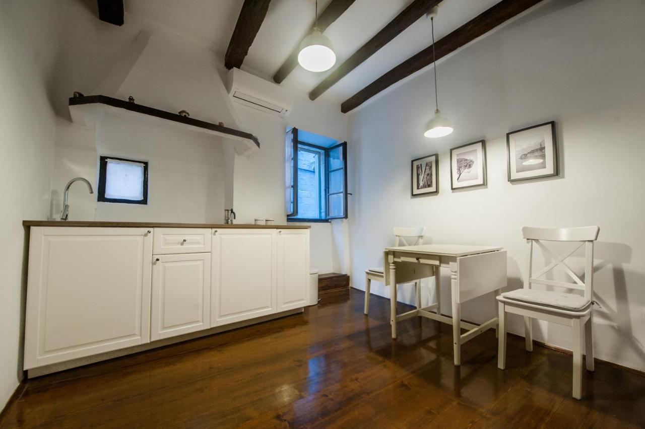 Studio Apartment Casa Di Pietra Rovinj Buitenkant foto